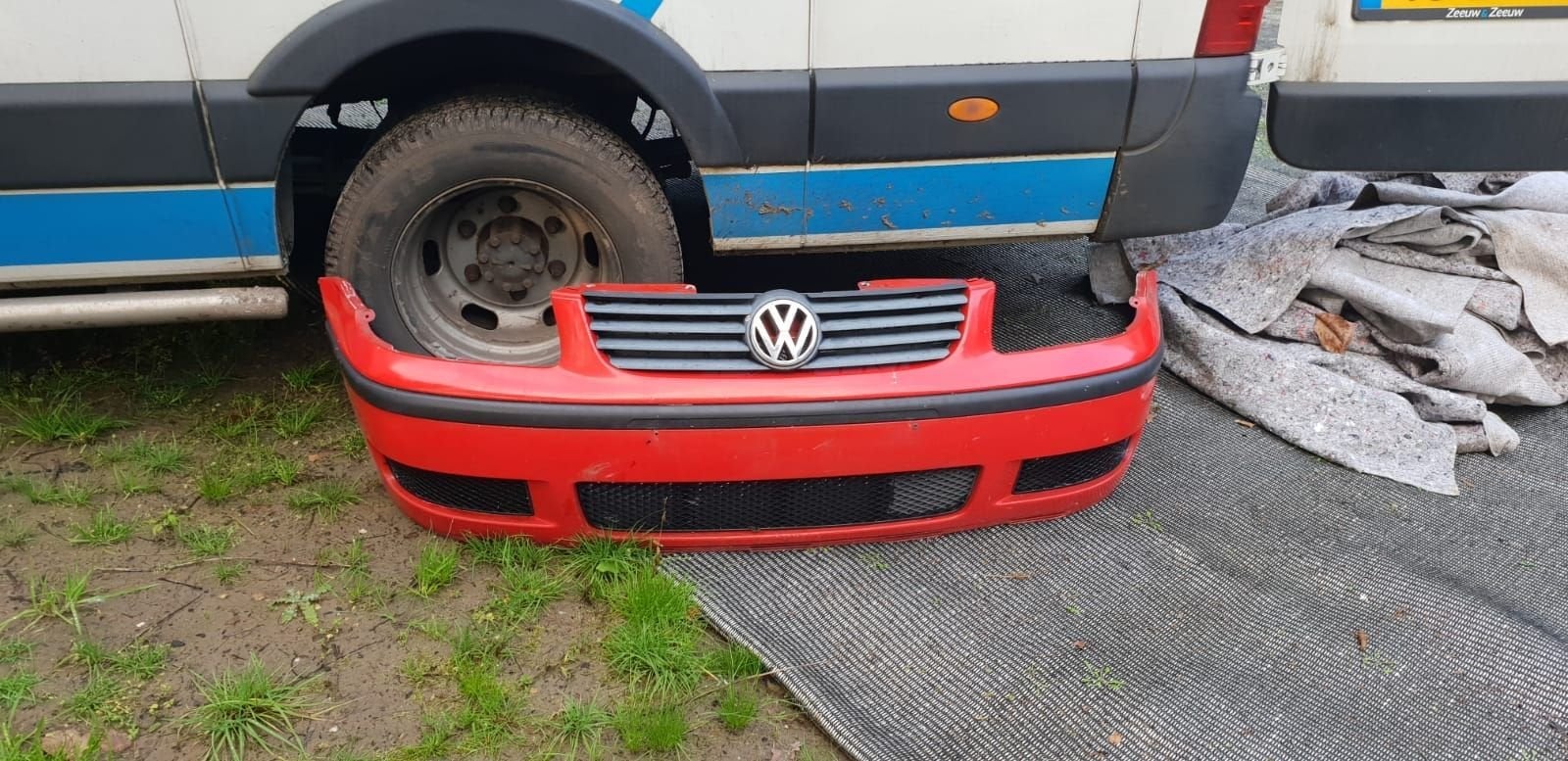VW POLO VOORBUMPER BJ 2000 TOT 2002, Autos : Pièces & Accessoires, -, Utilisé, -, Avant