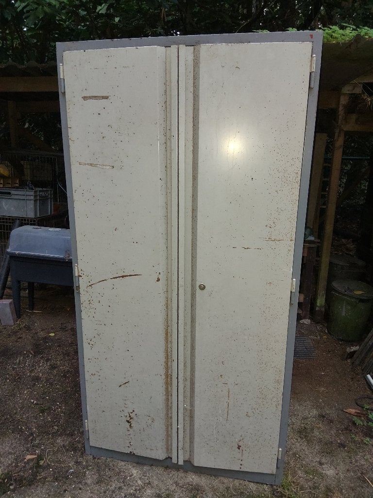 Metalen kast, Ophalen, Gebruikt, Metaal