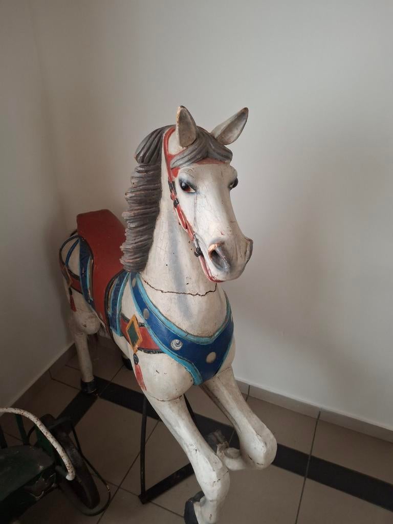 Antiek houten paarden  carrousel  paard 2x en 1x ijzer paard, Ophalen