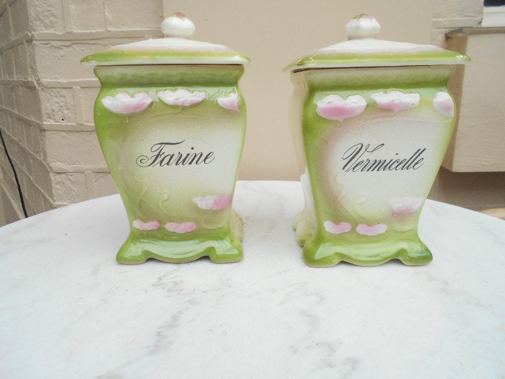 2 anciennes boites  ceramique Art nouveau Farine ,vermicelle, Antiquités & Art, Antiquités | Céramique & Poterie, Enlèvement ou Envoi