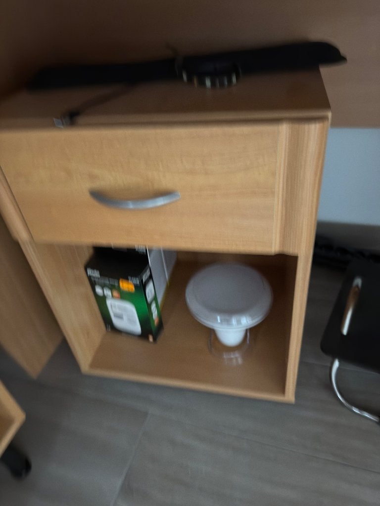 Kastje, Huis en Inrichting, Ophalen, Zo goed als nieuw