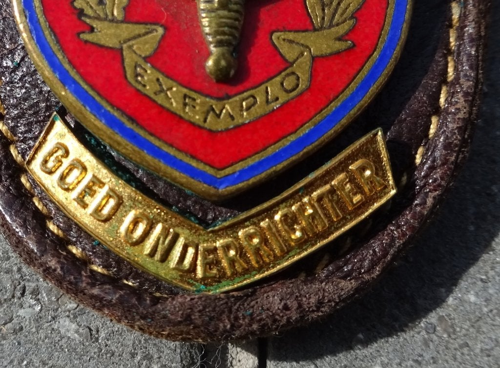 BELGIQUE: ABL / ECOLE D'INFANTERIE - BRELOQUE, Verzamelen, Verzenden, Landmacht, Embleem of Badge