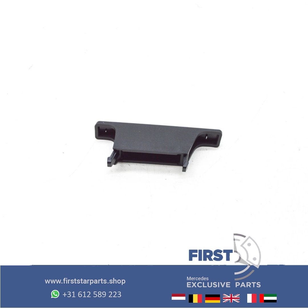AMG GRIL LOGO EMBLEEM Mercedes A B C CLA E GLA GLC GLE V S K, Utilisé, -, Avant, -