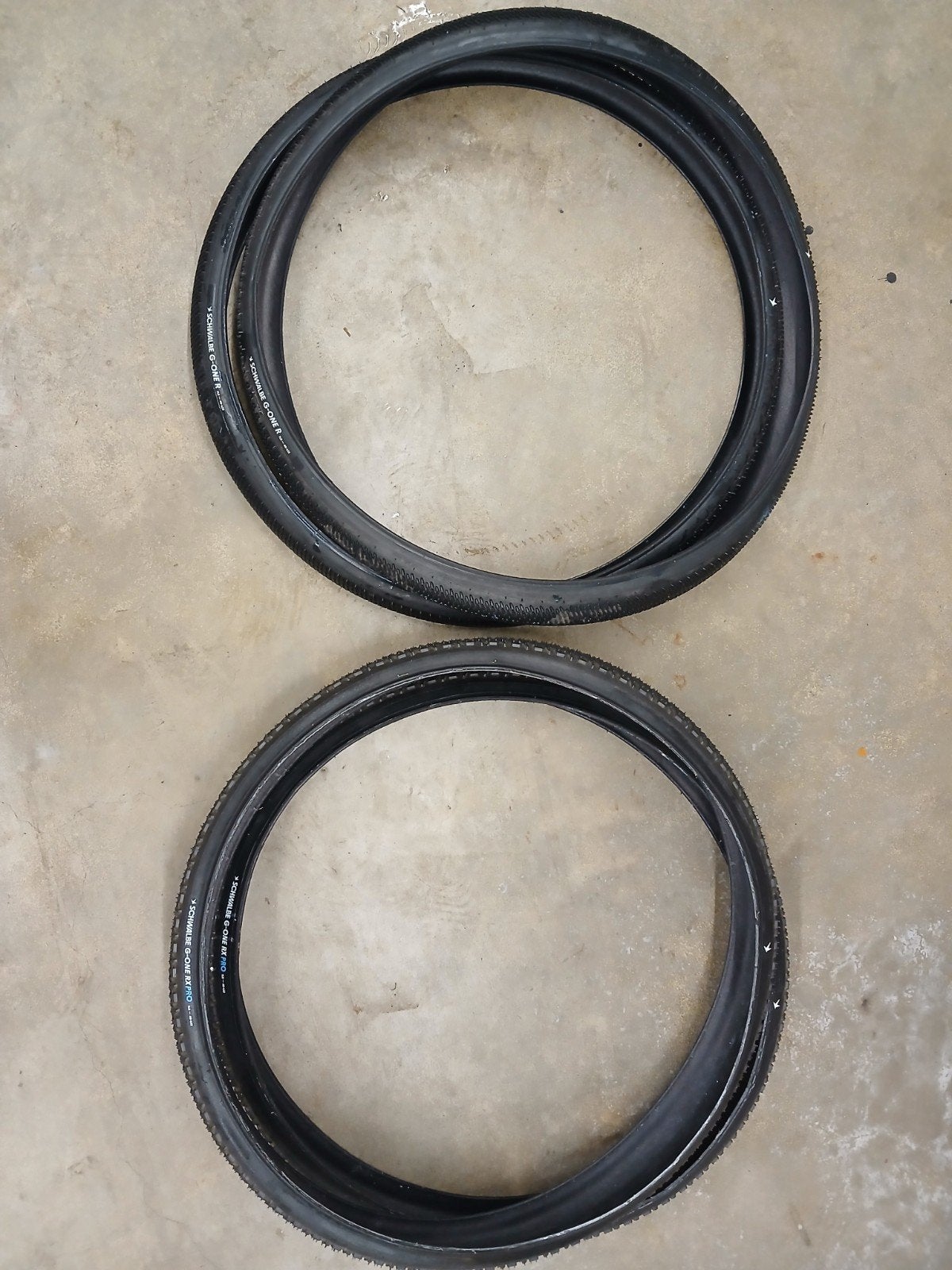 Schwalbe gravelbanden G-One 40mm Tubeless ready - Nieuwstaat, Vélos & Vélomoteurs, Vélos Pièces, Enlèvement ou Envoi, Pneu