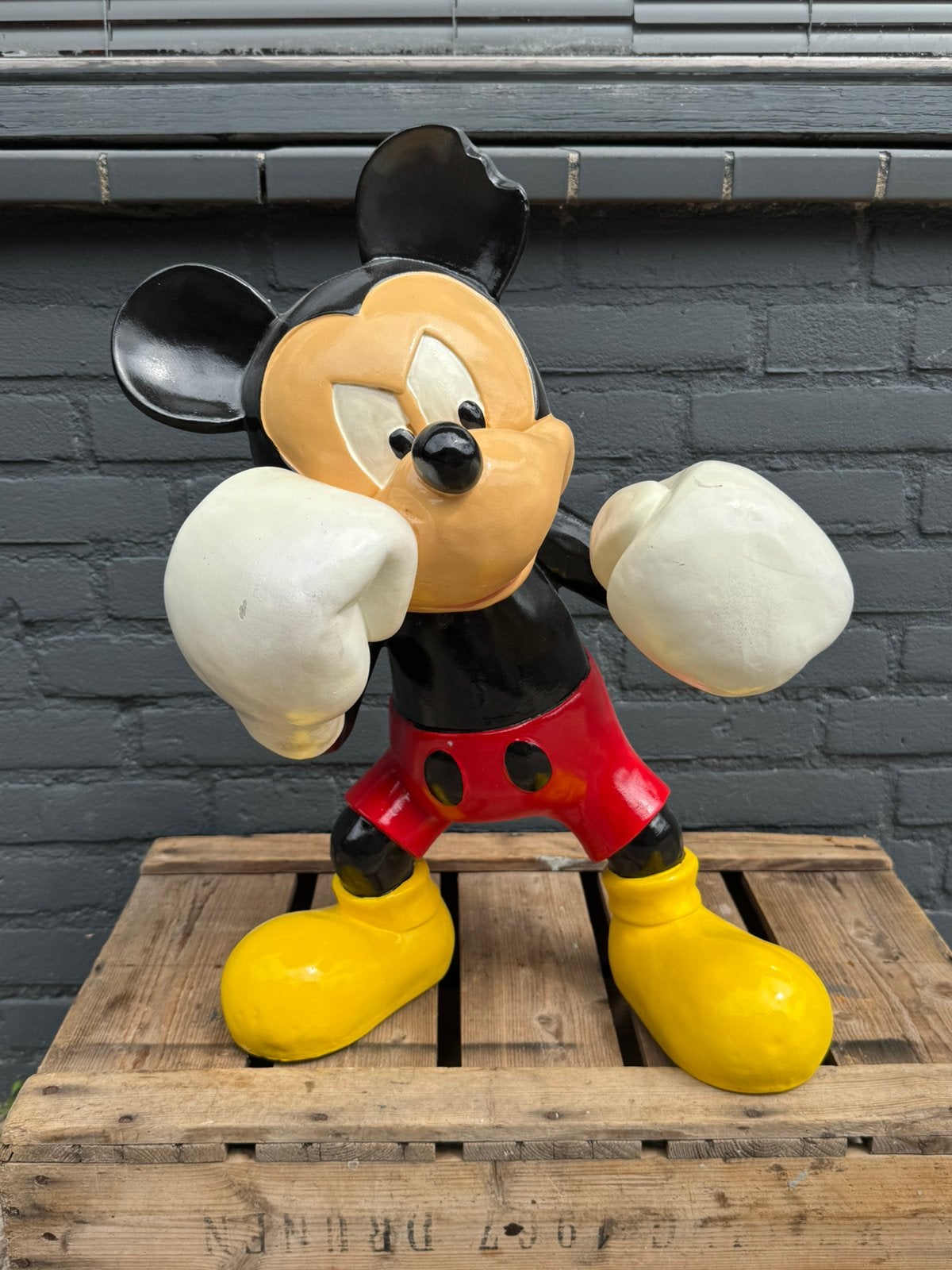Mickey Mouse beeld als bokser, Verzamelen, Disney, Gebruikt, Beeldje of Figuurtje, Mickey Mouse, Ophalen
