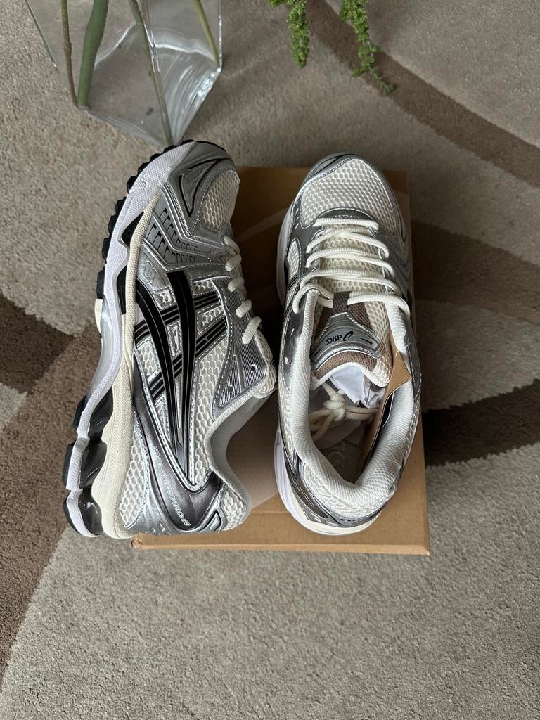 asics schoenen maat “45-46”, Kinderen en Baby's, Babykleding | Schoentjes en Sokjes, Ophalen of Verzenden, Zo goed als nieuw