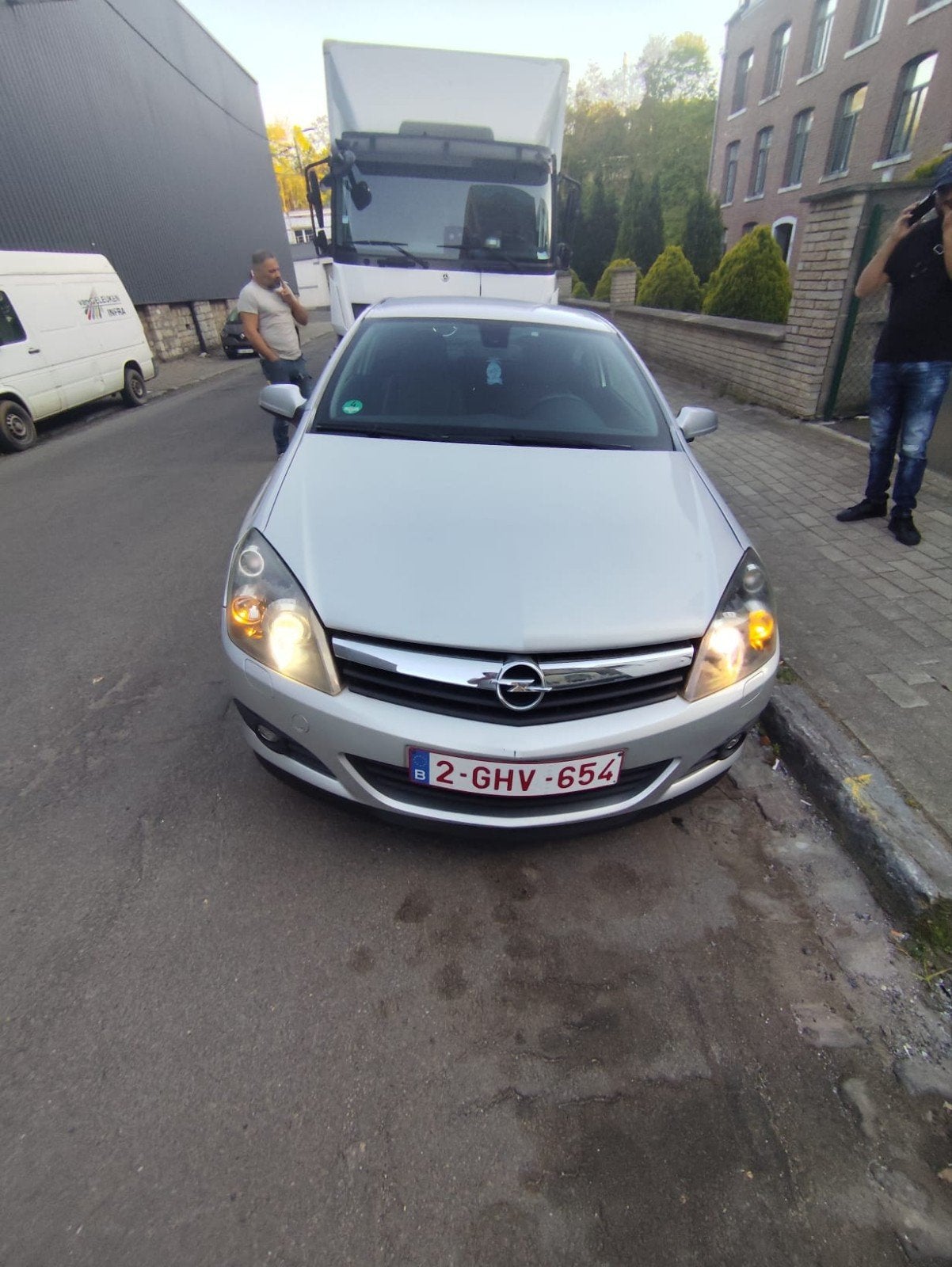 Opel Astra, Autos, Opel, Argent ou Gris, Noir, 1245 kg, 5 places