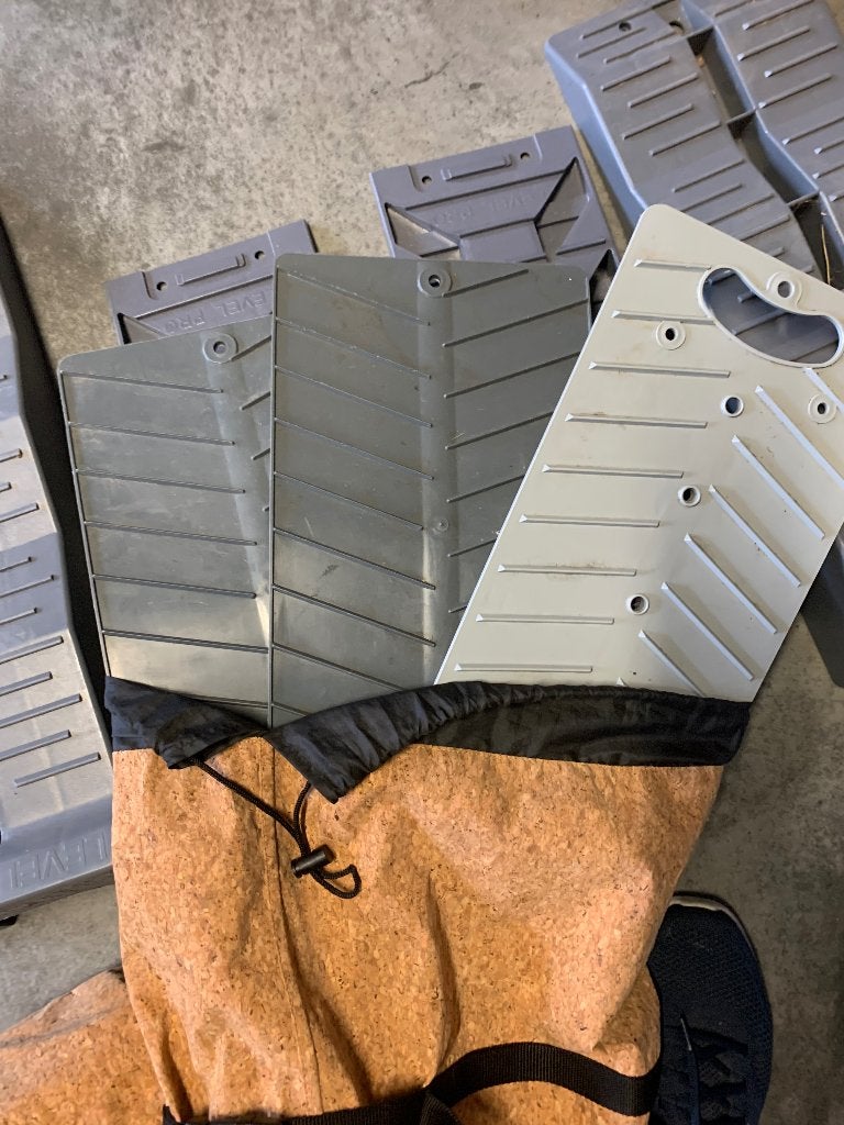 Levelblokken en platen voor onder banden, Particulier