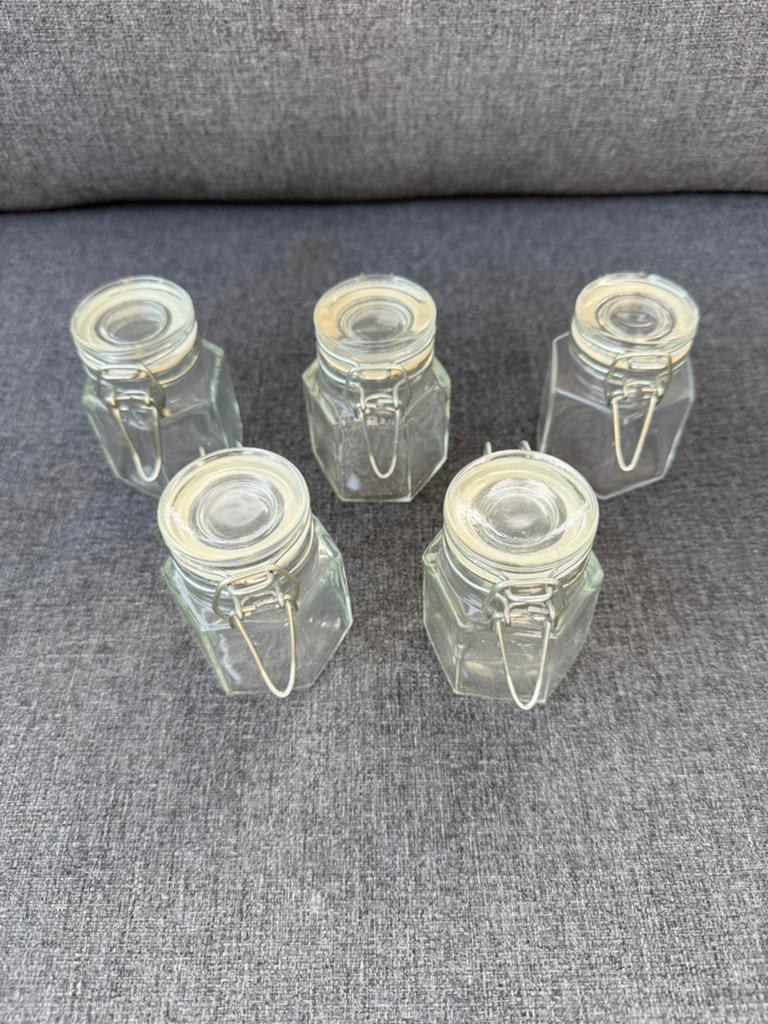 5 kleine glazen potjes, Voorraadpot, Ophalen, Zo goed als nieuw, Glas