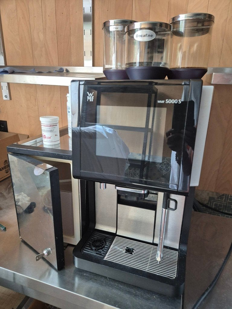 machine à café entièrement automatique WMF 5000, Electroménager, Café en grains, Comme neuf, 10 tasses ou plus, Tuyau à Vapeur