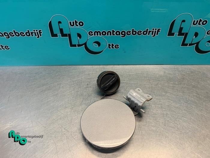 Tank Klep van een Toyota Yaris (Yaris 1 02-) (1D2), Gebruikt, -, -, Ophalen of Verzenden