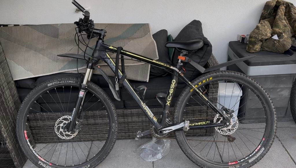 Thompson X-Cross Mountainbike – Shimano Deore – RockShox, Ophalen