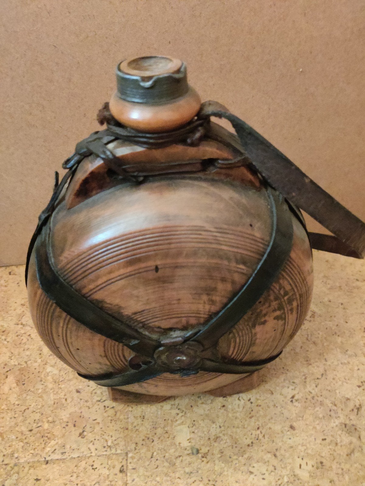 antieke houten veldfles met leren tuig, Ophalen