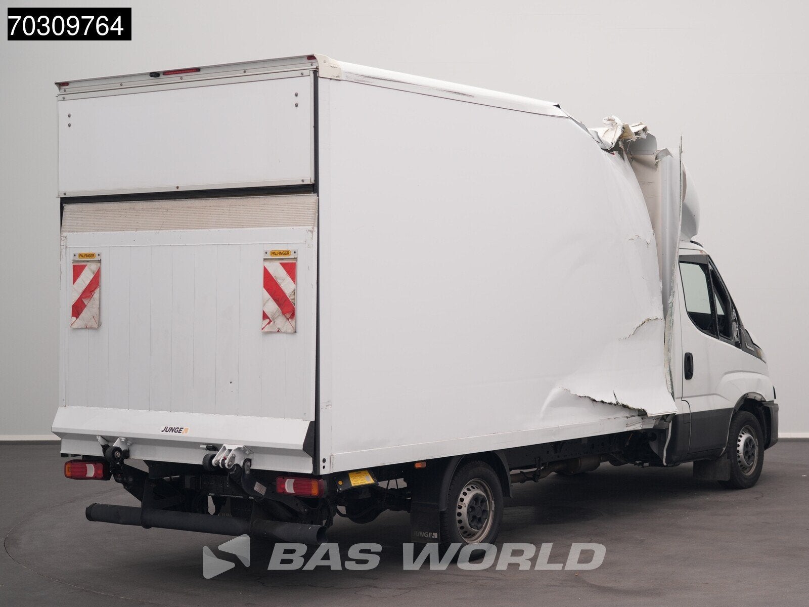 Iveco Daily 35S16 Damage/Schade! Automaat Laadklep 160PK Bak, Automaat, Start-stop-systeem, Stof, Gebruikt