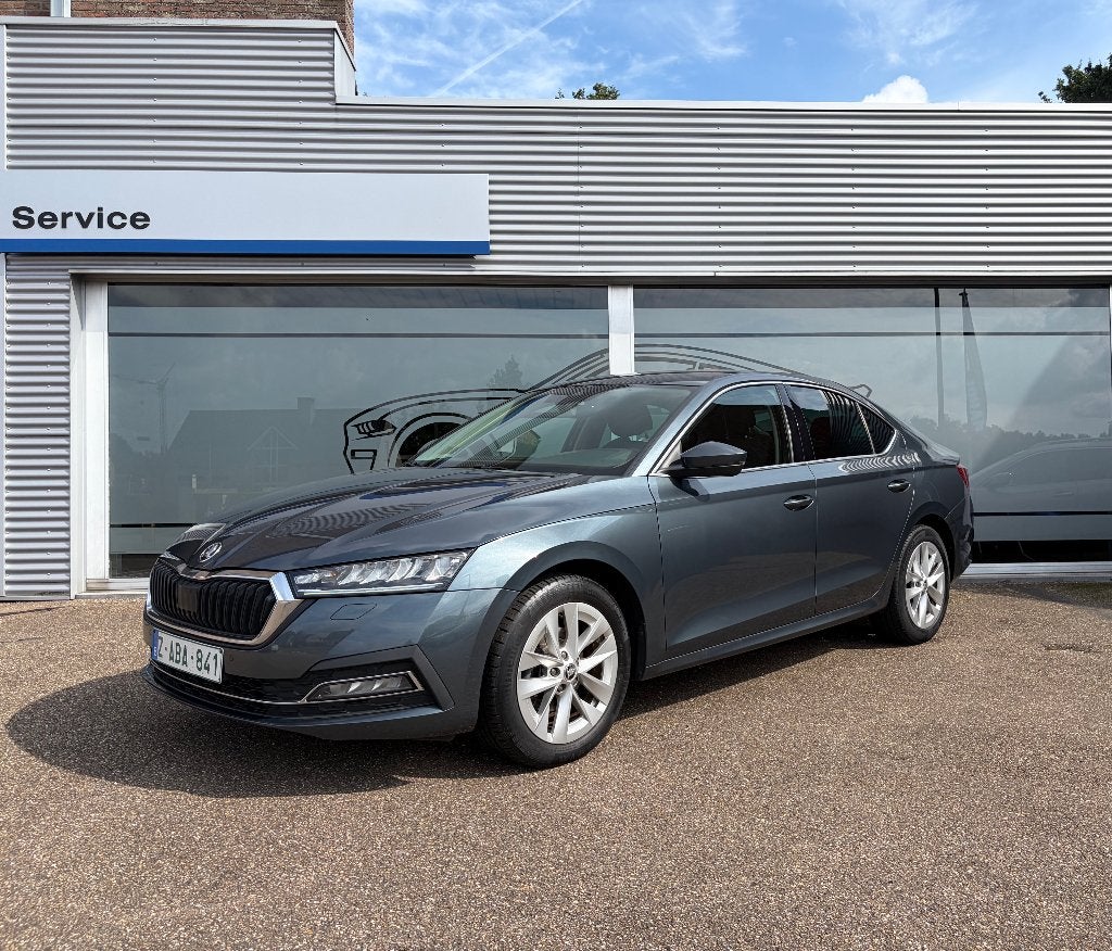 Skoda Octavia 1.5 TSI eTEC MHE Ambition DSG - Prem propr, Argent ou Gris, Achat, Entreprise, Entretenue par le concessionnaire