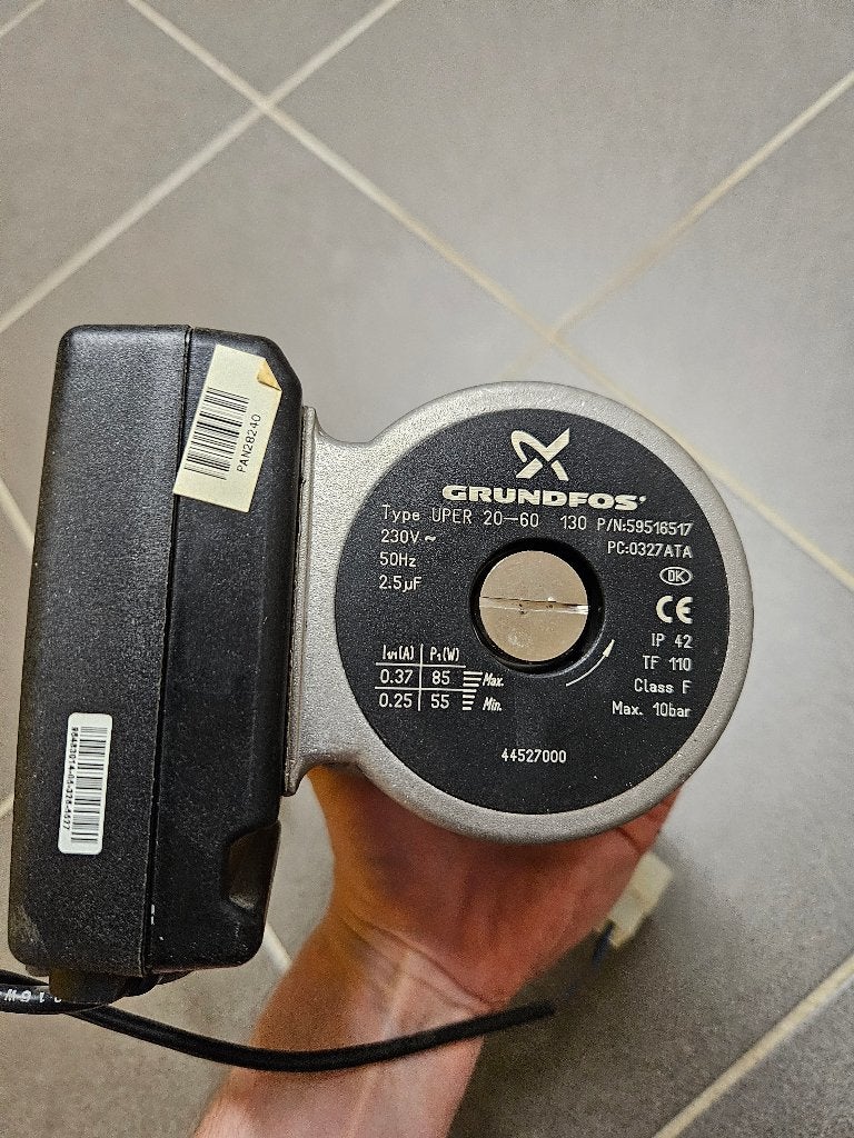 Grundfos UPER 20-60 130 pomp ATAG Blauwe Engel 2, Ophalen, Gebruikt