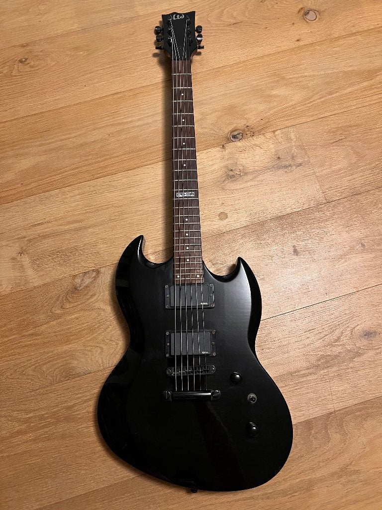 LTD ESP Viper-100FM (Upgraded EMG 81/85), Musique & Instruments, Instruments à corde | Guitares | Électriques, Enlèvement, Utilisé
