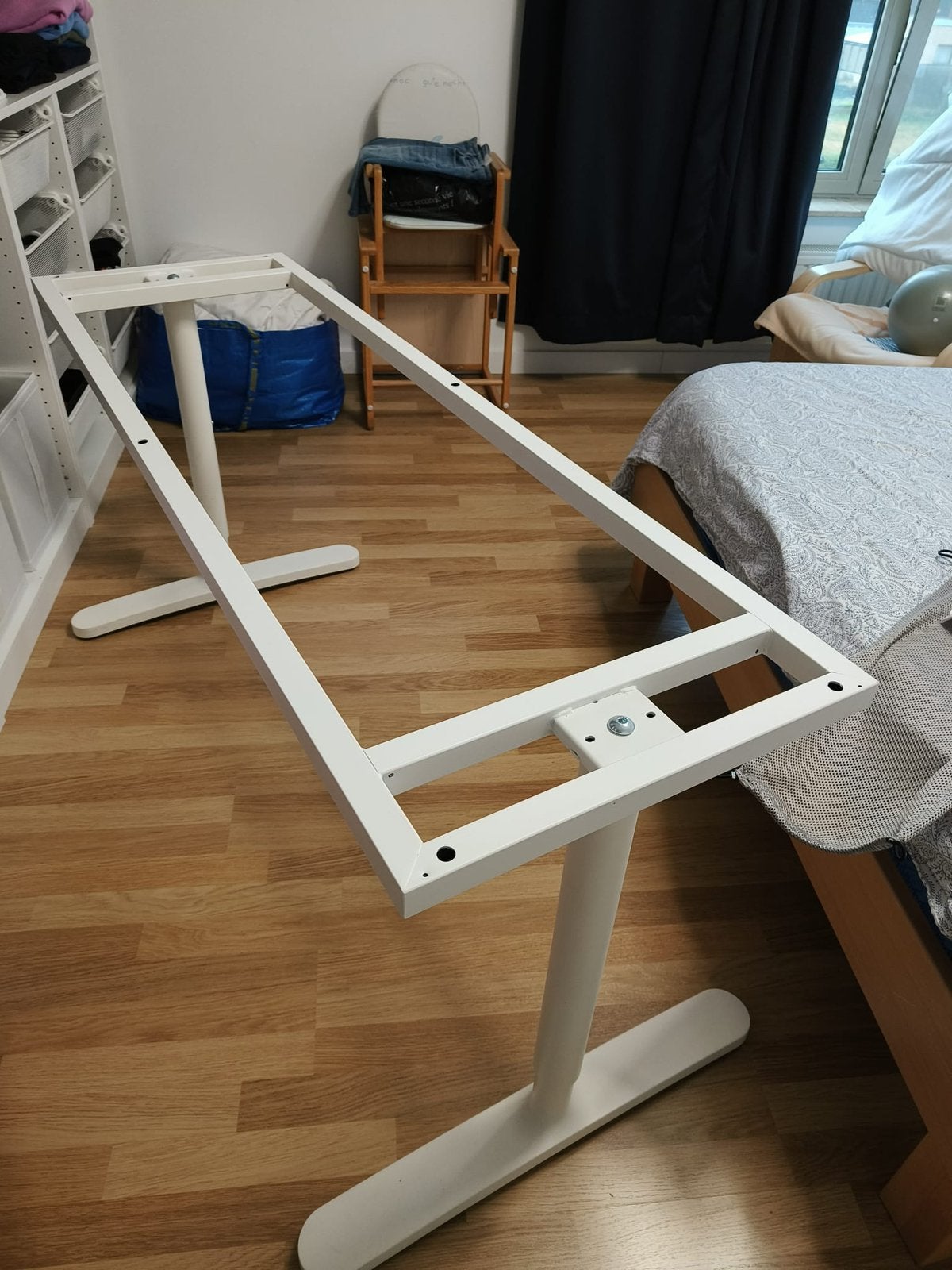 Table de bureau, Enlèvement, Comme neuf, Blanc, Bois