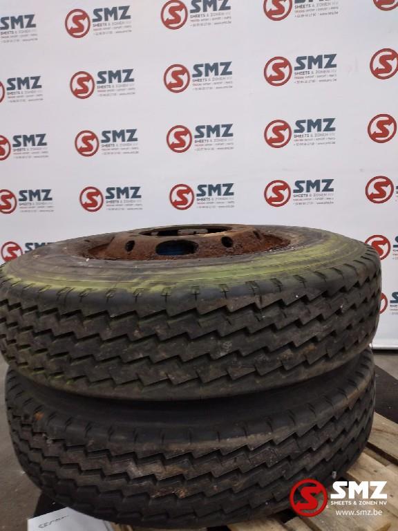 Occ pneu camion Pirelli Cinturato 11 00 R 20, Utilisé, Autres marques, Autres pièces automobiles
