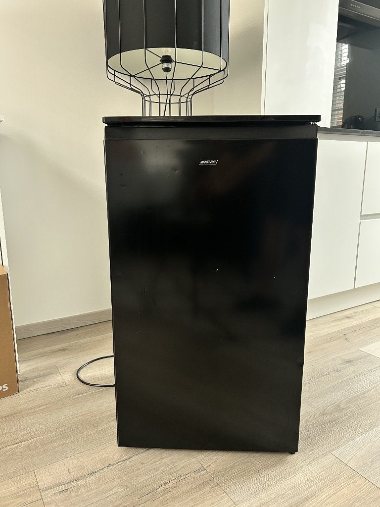 MPM koelkast 75L + vriesvak, Elektronische apparatuur, Koelkasten en IJskasten, Ophalen, Zo goed als nieuw, 45 tot 60 cm, Met vriesvak