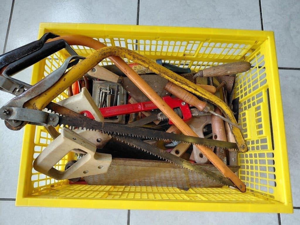 VERSCHILLEND GEREEDSCHAP, Ophalen, Gebruikt