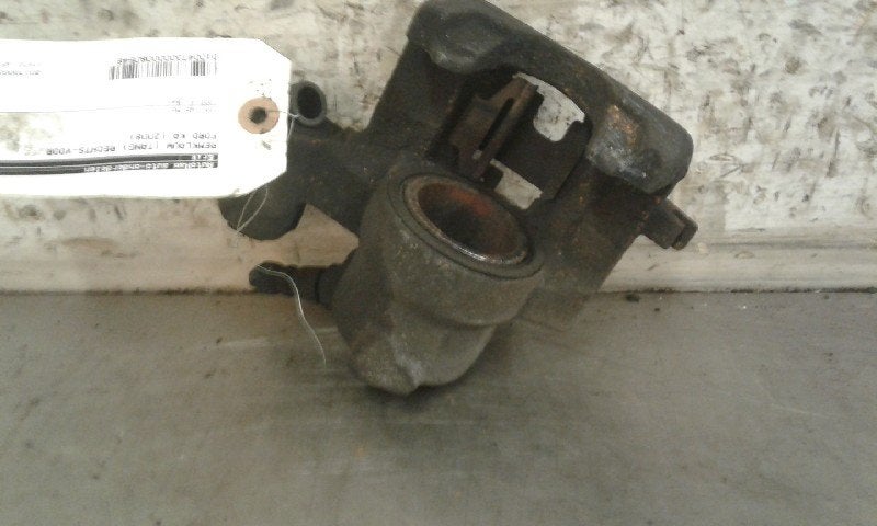 ETRIER DE FREIN AVANT DROIT Ford Ka II (01-2008/05-2016), Utilisé, Ford