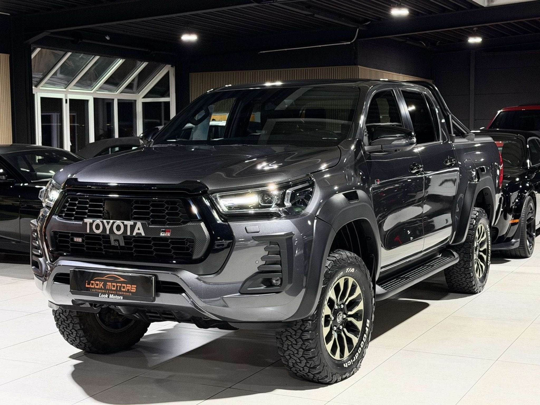 Toyota Hilux 2.8 D-4D 4WD GR SPORT 204cv Bt Automatique DRCC, Auto's, Automaat, 4 deurs, Gebruikt, 4 cilinders