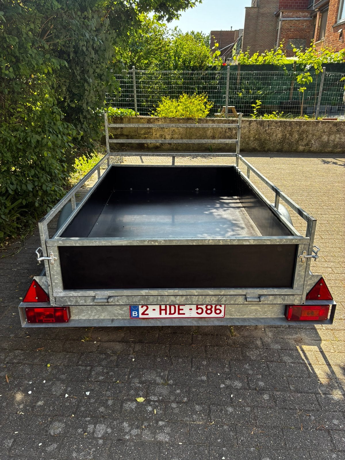 Aanhangwagen tot 750 kg, Ophalen, Zo goed als nieuw