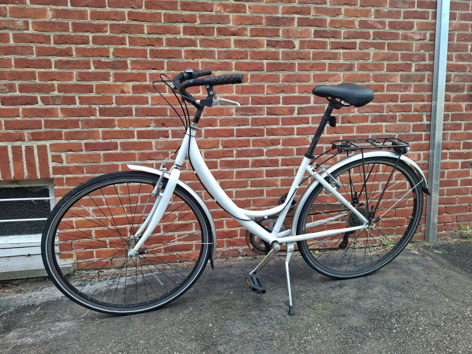 Damesfiets / Herenfiets wit, Fietsen en Brommers, Ophalen, Gebruikt, Versnellingen