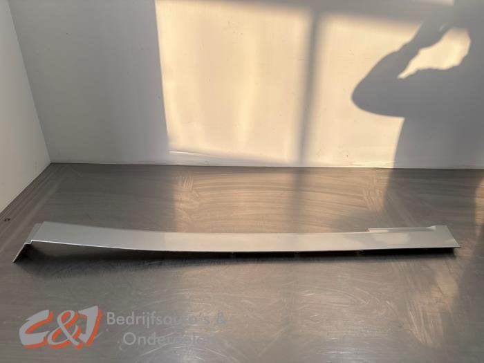 Bande décorative d'un Mercedes Vito, 3 mois de garantie, Utilisé, -, -