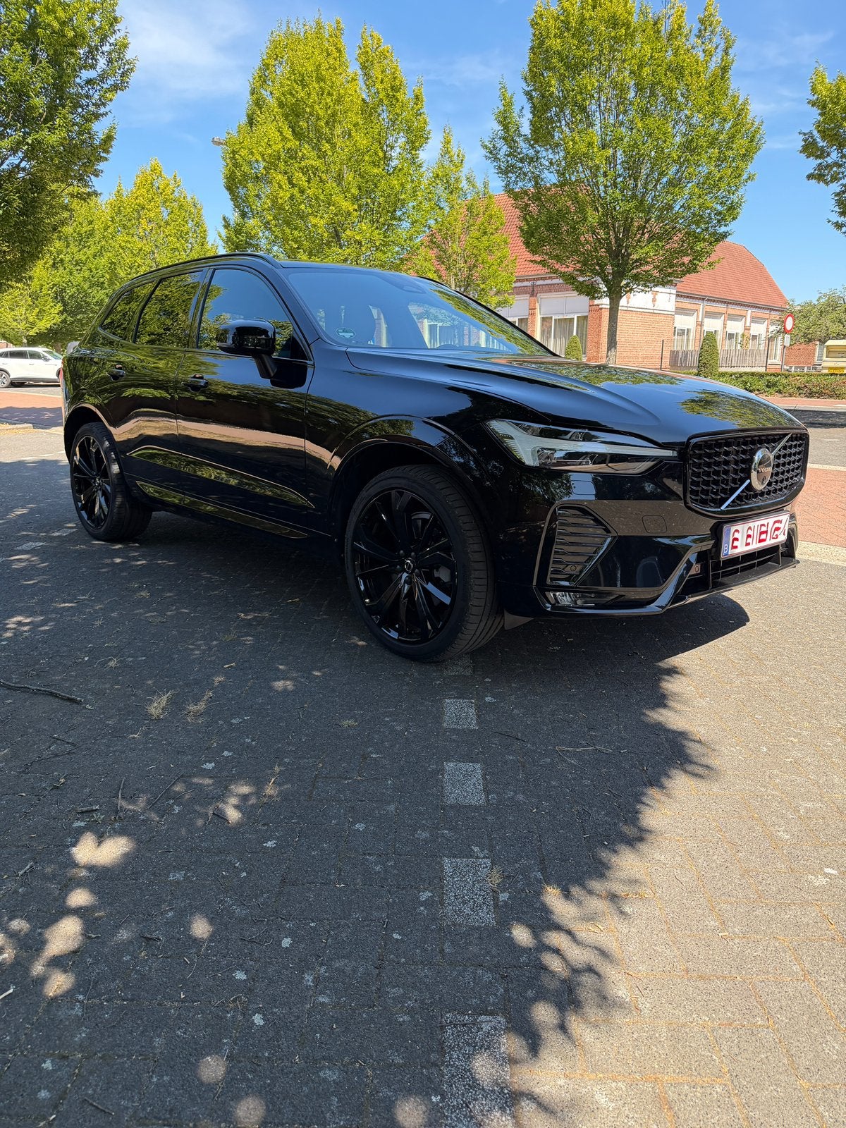 Volvo XC60 B4 Mild Hybrid – Volvo garantie tot 17/05/2029, Auto's, Leder en Stof, Zwart, 5 deurs, Particulier
