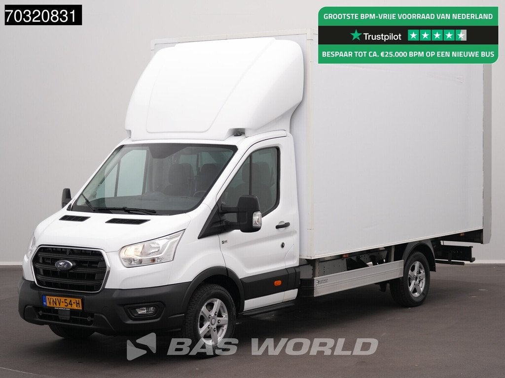 Ford Transit 130pk D'Hollandia Laadklep Zijdeur Bakwagen Cam, Auto's, Stof, Euro 6, 4 cilinders, Wit