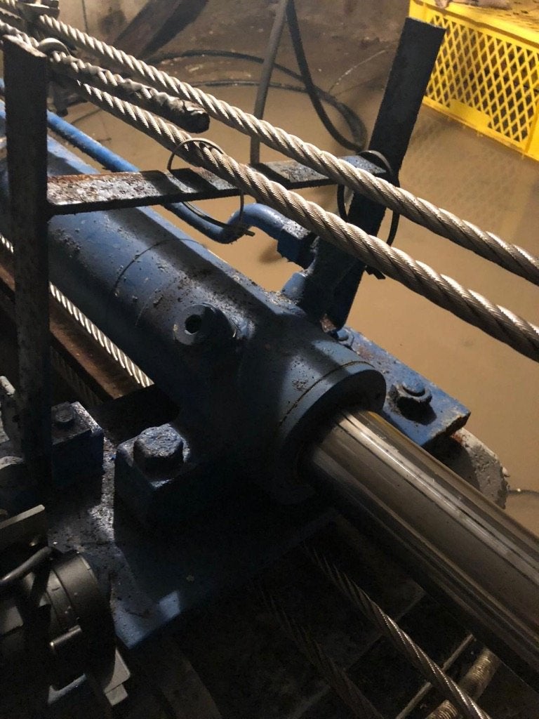 Dubbelwerkende hydraulische cilinders stang 60 mm slag 1 m, Ophalen, Gebruikt