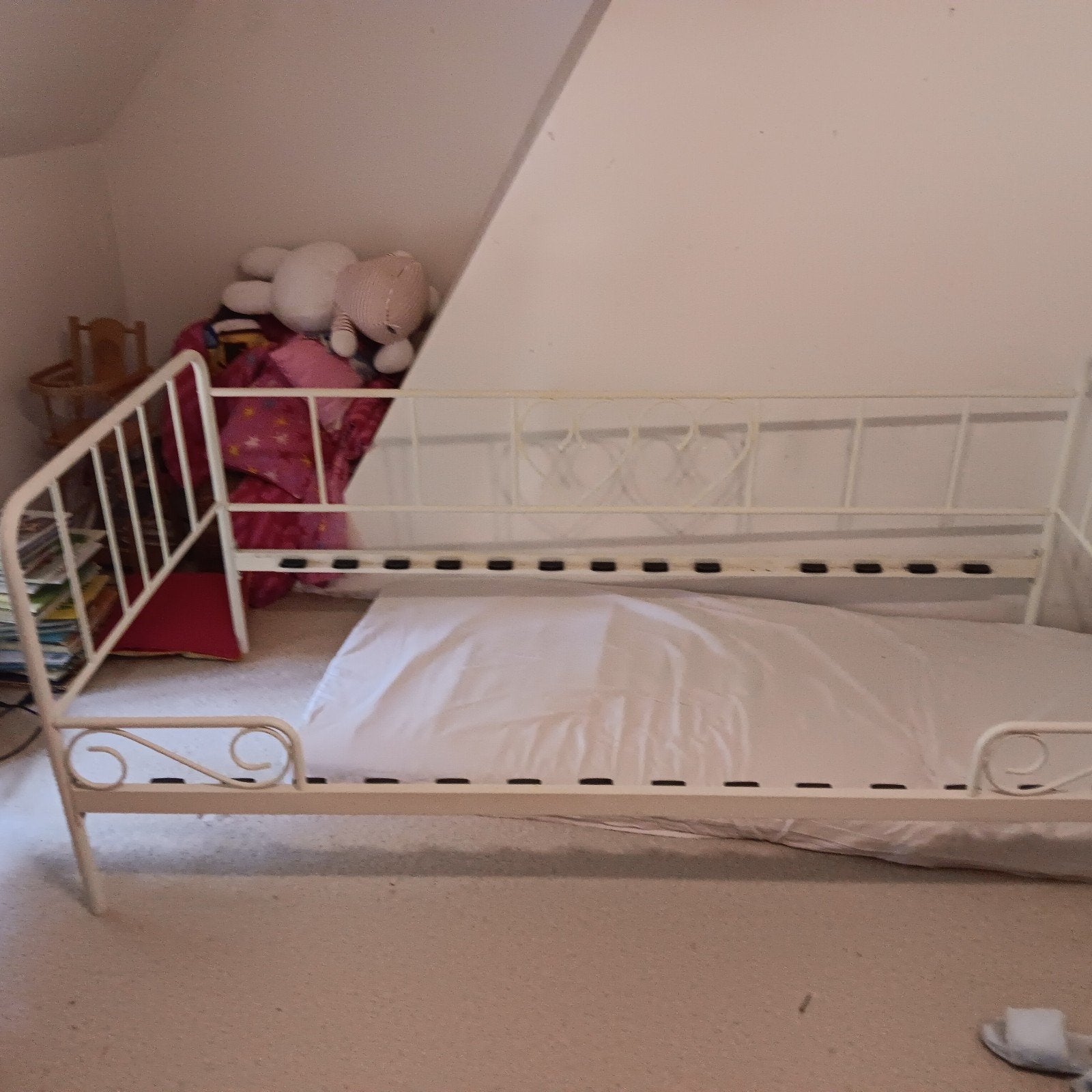 gratis ijzeren bed. zonder matras en lattenbodem, Enfants & Bébés, Chambre d'enfant | Lits, Enlèvement, Sommier à lattes