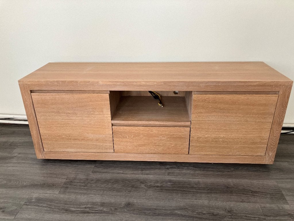 Massief eiken tv-kast, Ophalen, 150 tot 200 cm, Eikenhout, Zo goed als nieuw