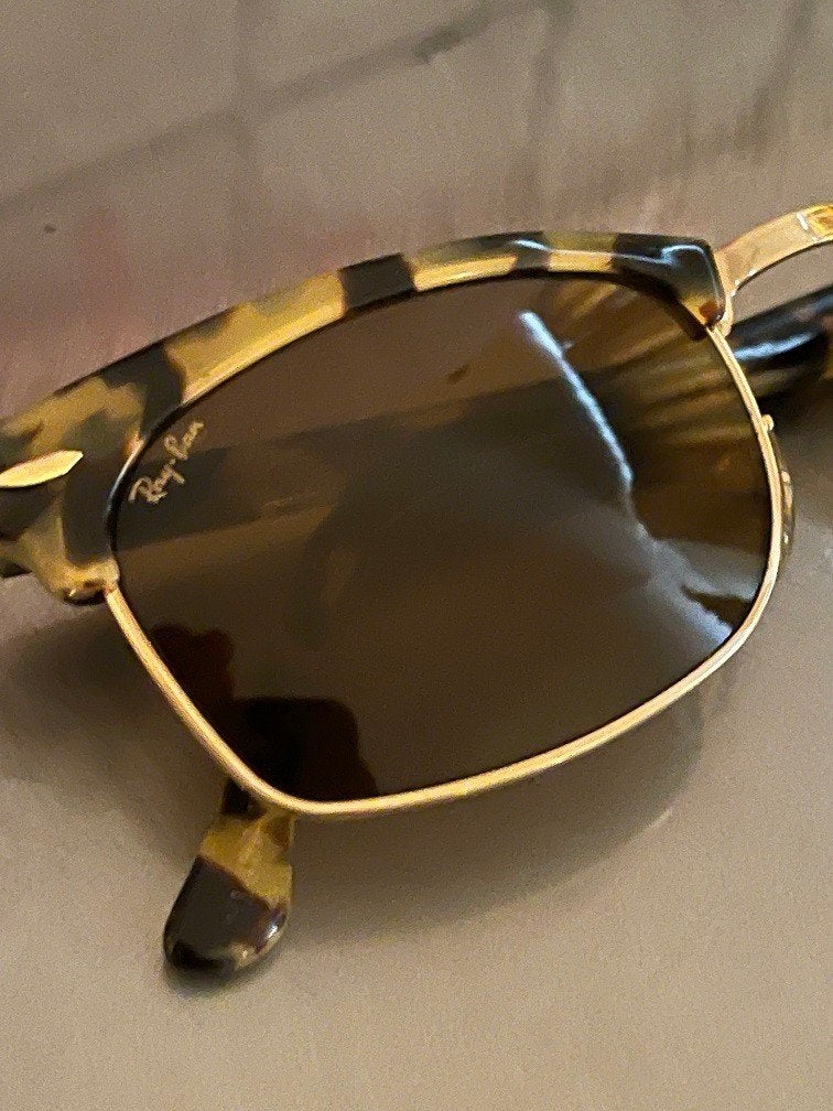 Vintage B&L Ray-Ban Clubmaster square limited W1483 C1, Bijoux, Sacs & Beauté, Lunettes de Soleil & Lunettes | Femmes, Comme neuf