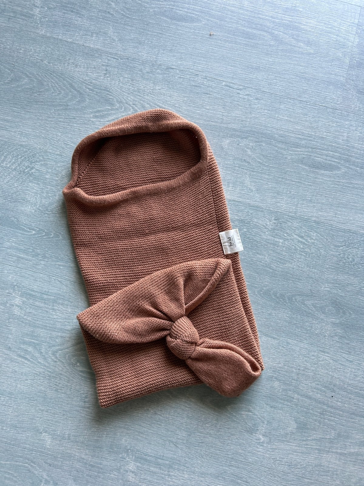 Hvid Cocoon nieuwstaat, Enlèvement ou Envoi, Comme neuf, Marron