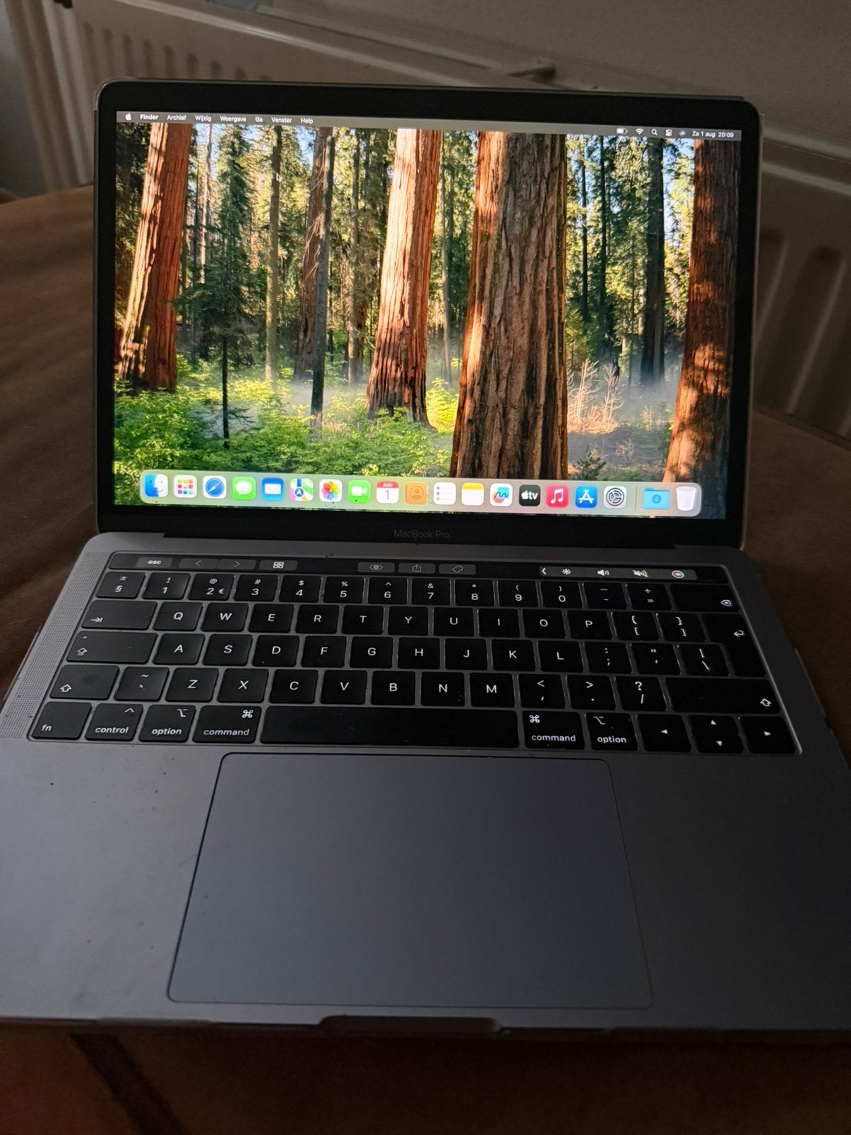 Nette macbook pro 2018 retina met touchbar, Computers en Software, Ophalen, Zo goed als nieuw, MacBook