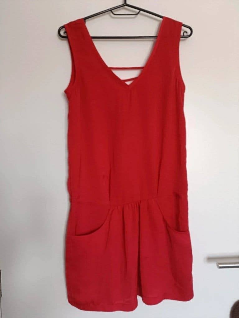 Robe d'été rouge Karl Marc John – XS – neuve, Kleding | Dames, Ophalen of Verzenden, Nieuw, Maat 34 (XS) of kleiner, Rood