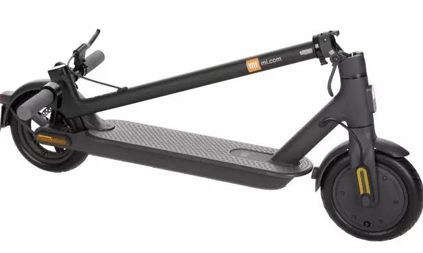 Xiaomi Mi Electric Scooter Essential, Fietsen en Brommers, Steps, Ophalen of Verzenden, Gebruikt, Elektrische step (E-scooter)