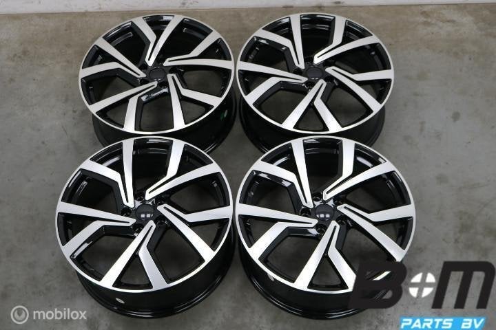 NIEUW! 19 inch velgen VW Golf! 5x112 ET45 7,5J ., Gebruikt, Velg(en)