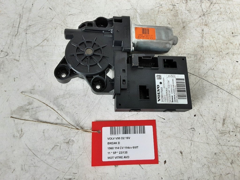 MOTEUR LEVE VITRE ELECTRIQUE AVANT DROIT Volvo V50 (MW), Mevr. I. Hauben, Avant, Rue de l'Espoir 34 34
4030  GRIVEGNÉE, BE, Info@Collignon.be