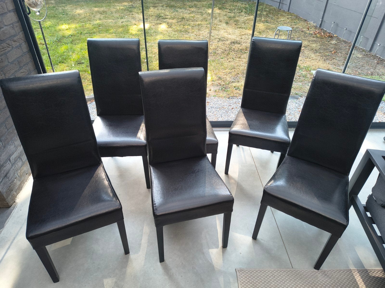 Stoelen kunstleer 6 stuks goede staat, Huis en Inrichting, Ophalen, Kunststof, Gebruikt, Zwart