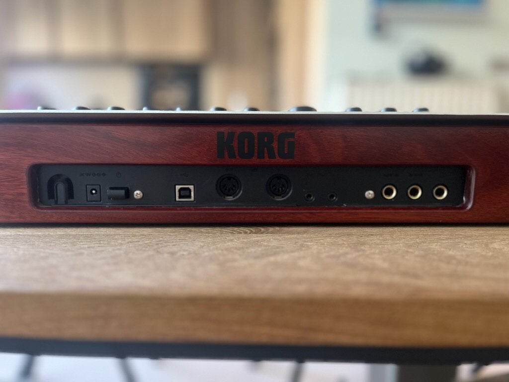 Synthétiseur Korg Minilogue, Comme neuf, Enlèvement, Avec connexion MIDI, Korg