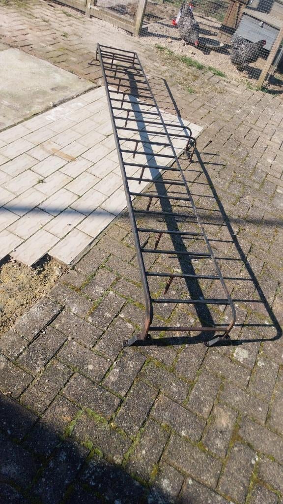 Metalen bloembakkenrek, Tuin en Terras, Ophalen, Gebruikt