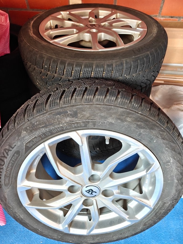 Winterbanden + velgen 195/55r 16, Ophalen, Velg(en), 16 inch, Nieuw