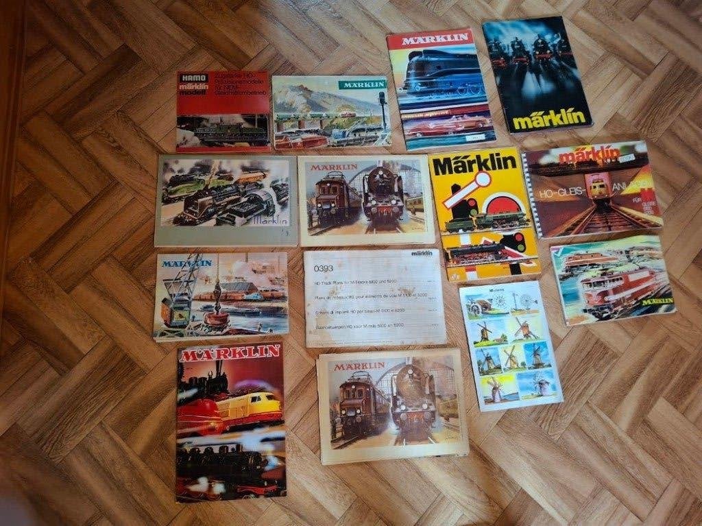 Märklin - 14 catalogi & baanplanboeken H0, Hobby en Vrije tijd, Modeltreinen | H0, Ophalen, Gebruikt, Gelijkstroom, Boek, Tijdschrift of Catalogus