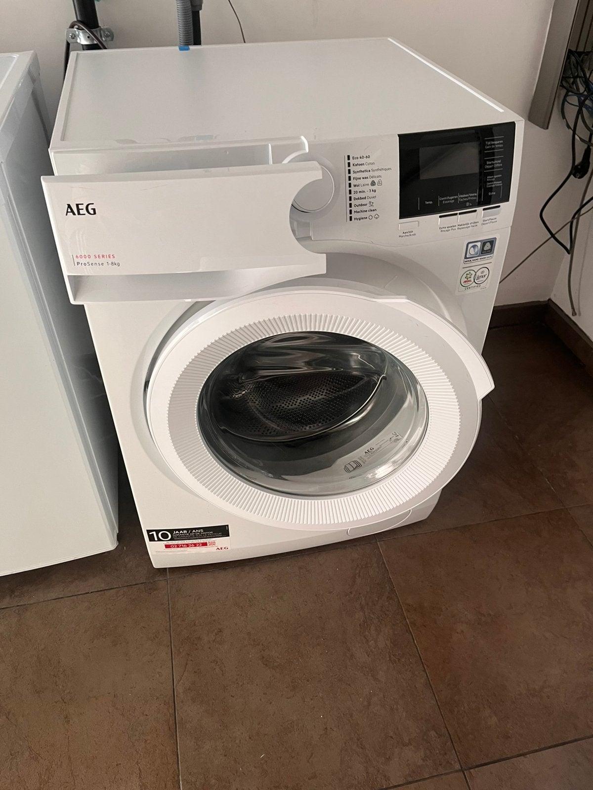AEG wasmachine 8 kg – 2023, Elektronische apparatuur, Droogkasten, Ophalen, Zo goed als nieuw