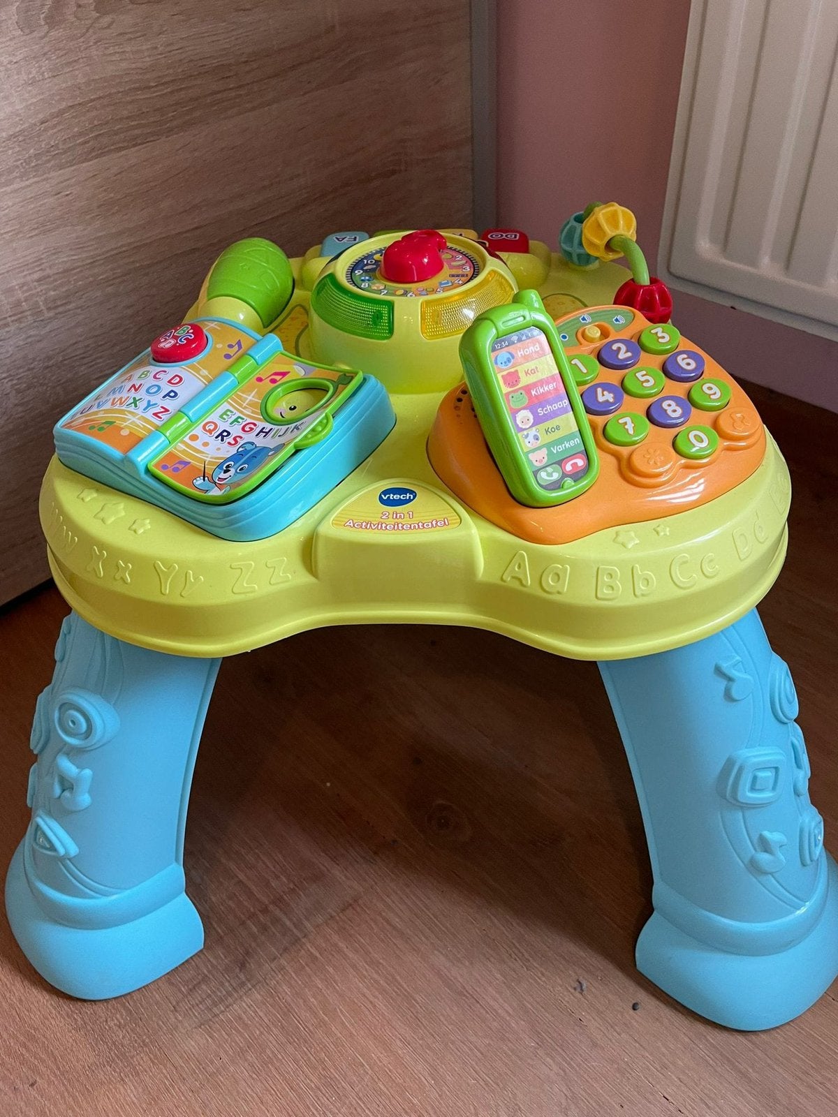 VTech 2-in-1 Activiteitentafel met licht en geluid, Ophalen, Zo goed als nieuw