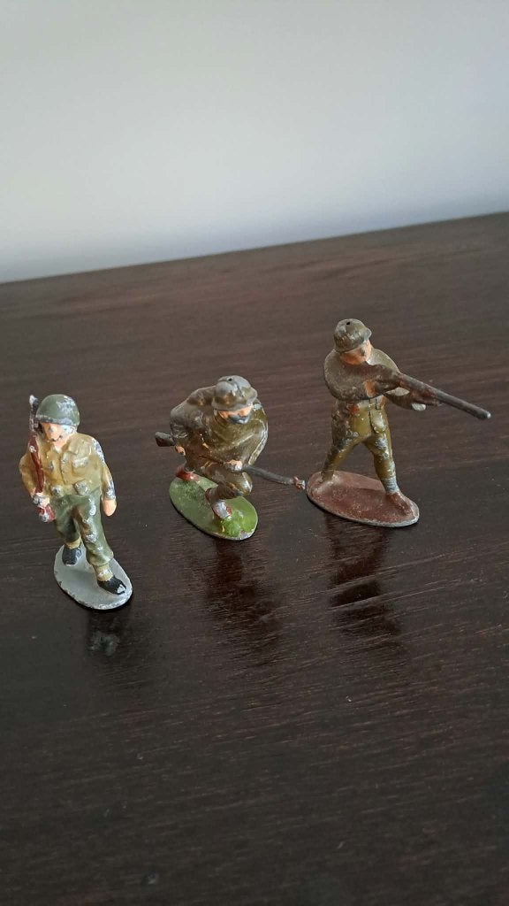 3 soldats de plomb ancien, Enlèvement ou Envoi